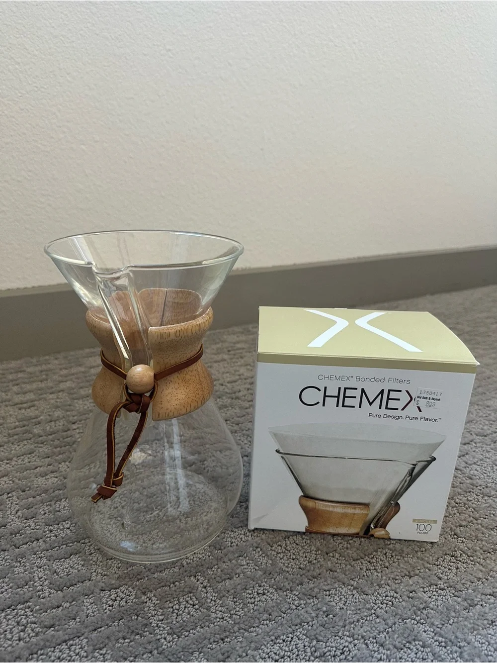Chemex Classic Glass Pour Over Coffee Maker with Bonded Filters